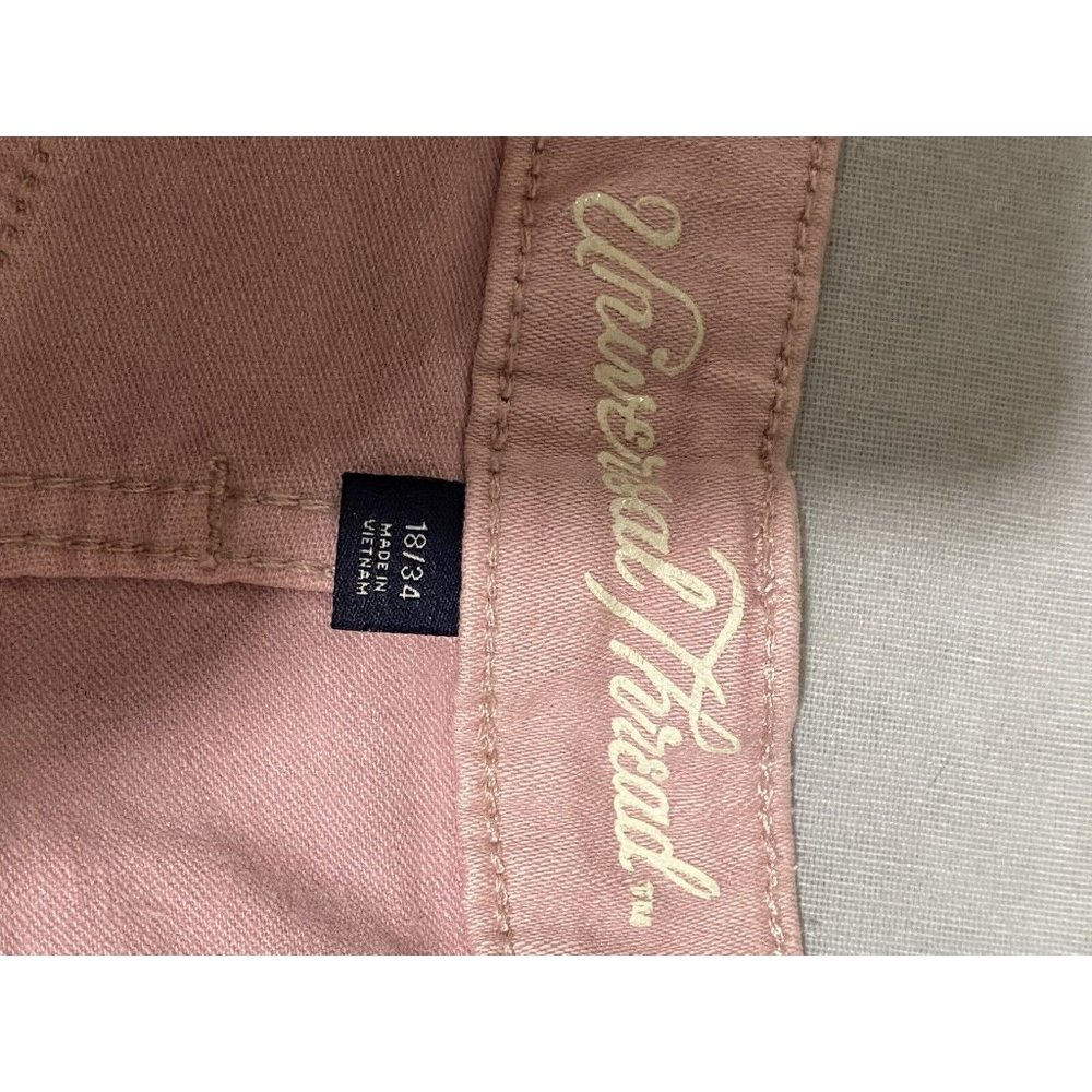 Universal Thread Women’s Shorts Size 18/34 - Picture 6 of 8